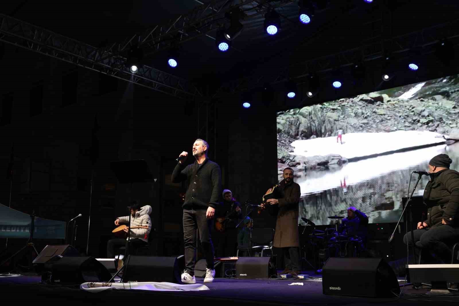 Nilüfer Ramazan Sokağı’nda Artvin rüzgarı esti
