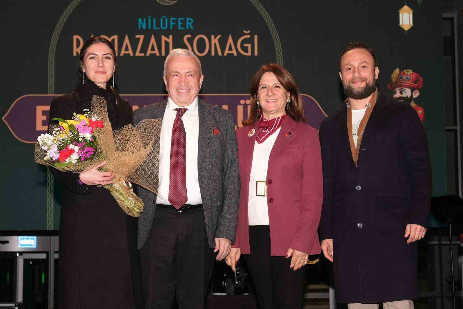 Nilüfer Ramazan Sokağı’nda Ezginin Günlüğü ile unutulmaz gece
