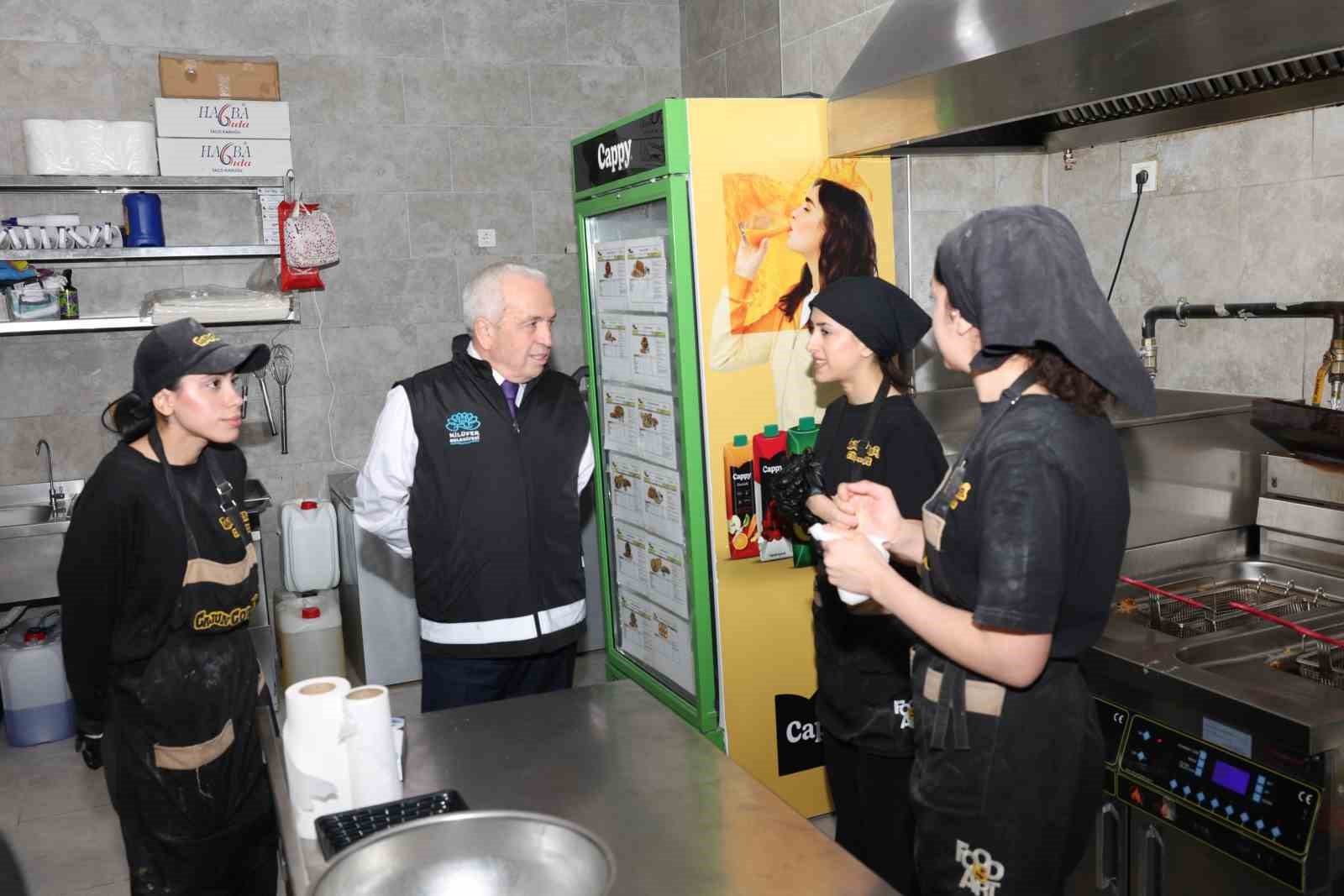 Nilüfer’de Ramazan öncesi Başkan Şadi Özdemir’den gıda denetimi
