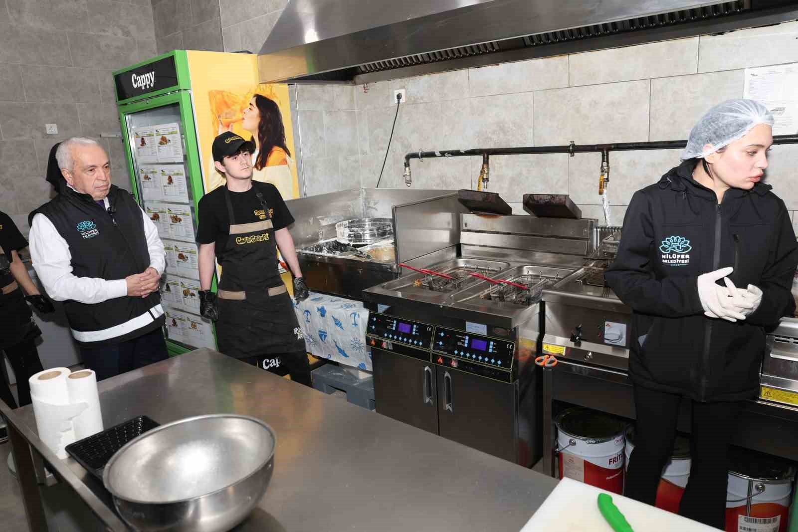 Nilüfer’de Ramazan öncesi Başkan Şadi Özdemir’den gıda denetimi
