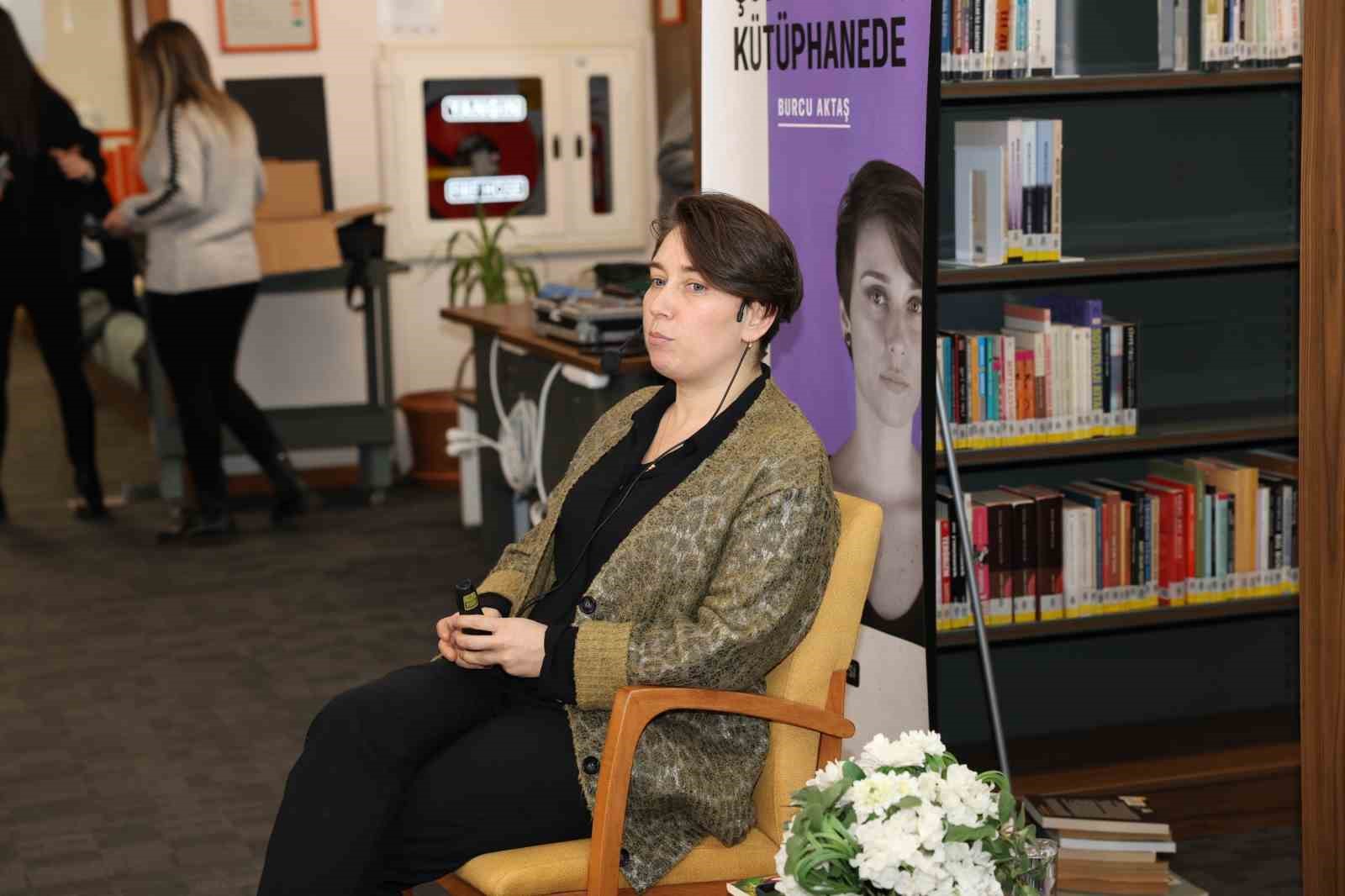 Nilüfer’de sömestr tatili kitapla renkleniyor
Nilüfer’de sömestr tatili kitapla renkleniyor