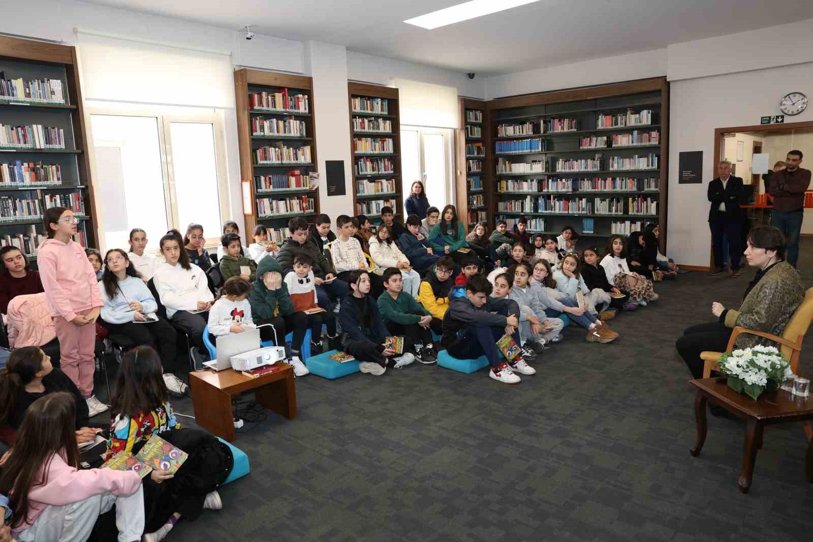 Nilüfer’de sömestr tatili kitapla renkleniyor
Nilüfer’de sömestr tatili kitapla renkleniyor