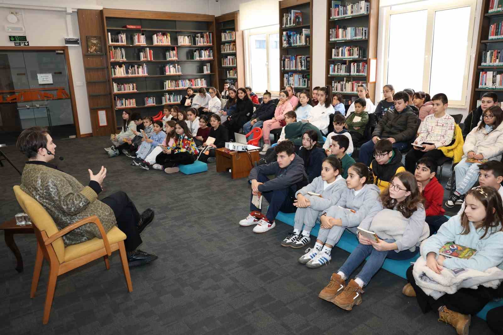 Nilüfer’de sömestr tatili kitapla renkleniyor
Nilüfer’de sömestr tatili kitapla renkleniyor