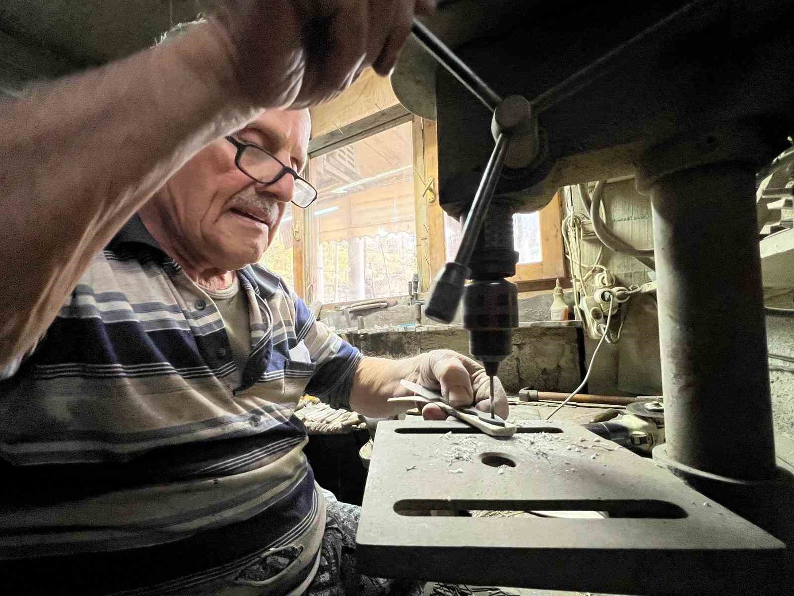 O Sürmene kamasının son ustalarından
