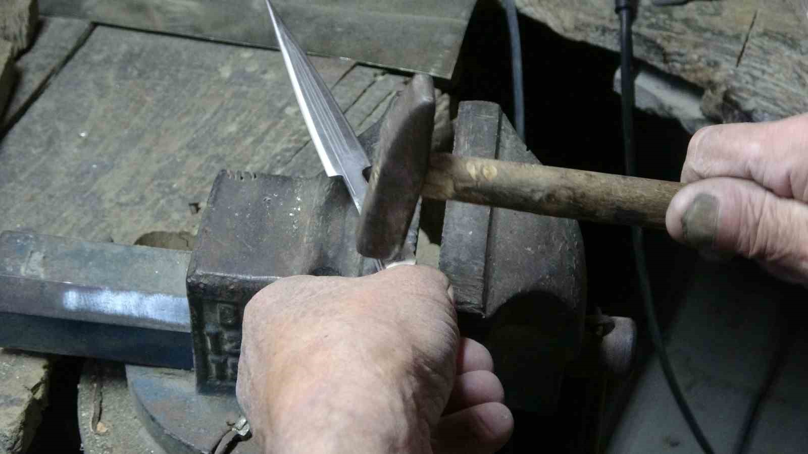 O Sürmene kamasının son ustalarından
