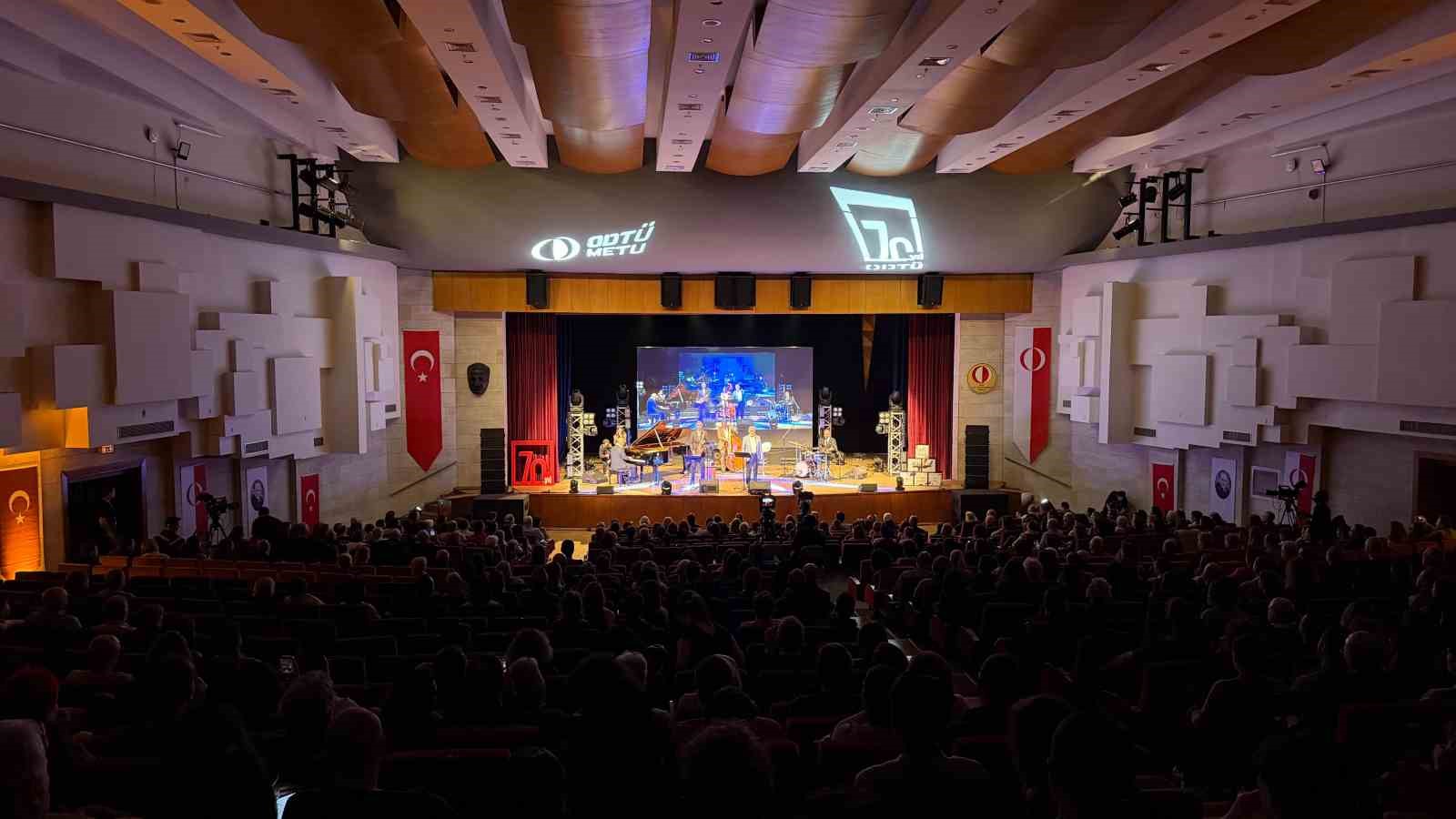 ODTÜ 70. yılını, sanat etkinlikleriyle kutluyor
ODTÜ 70. yılını, sanat etkinlikleriyle kutluyor