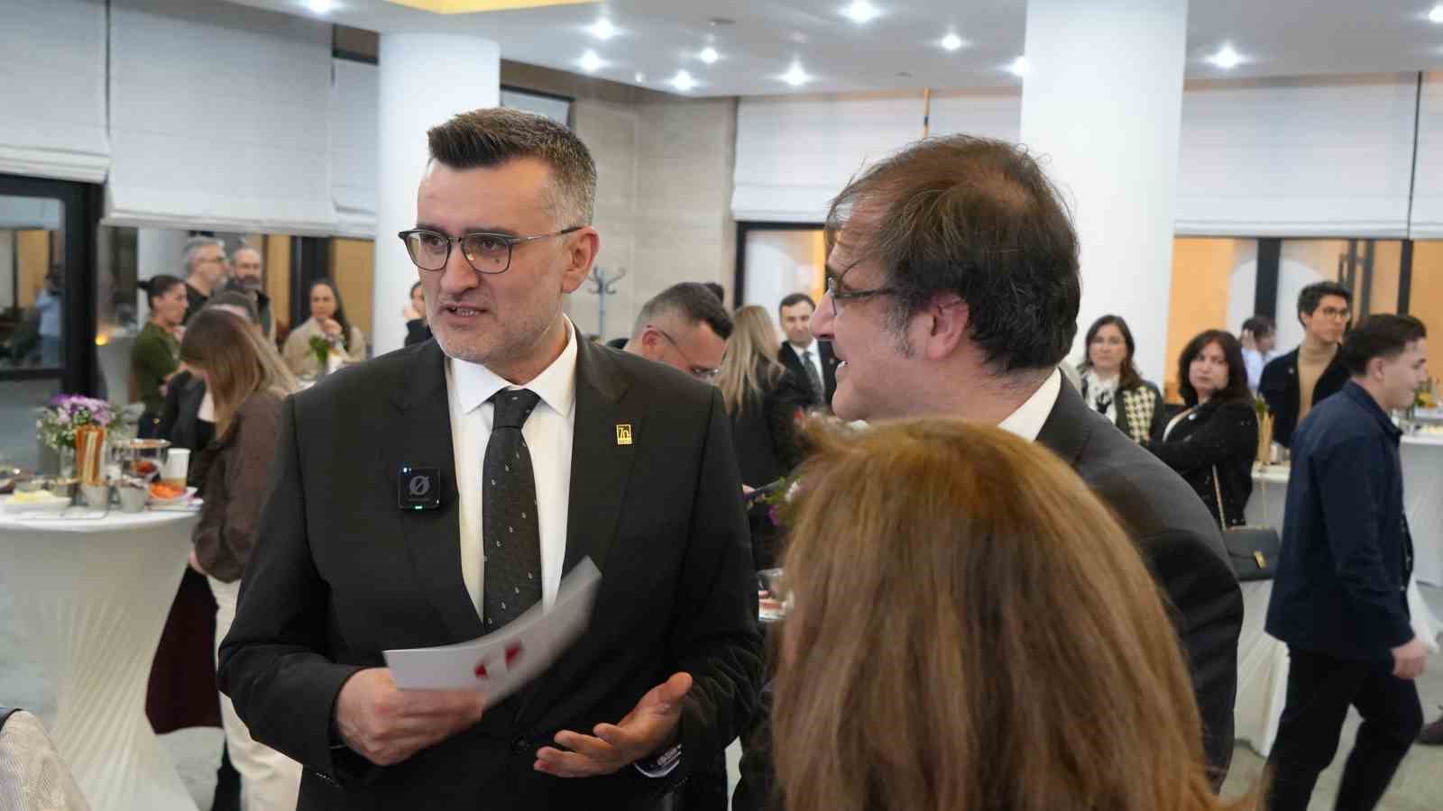 ODTÜ 70. yılını, sanat etkinlikleriyle kutluyor
ODTÜ 70. yılını, sanat etkinlikleriyle kutluyor