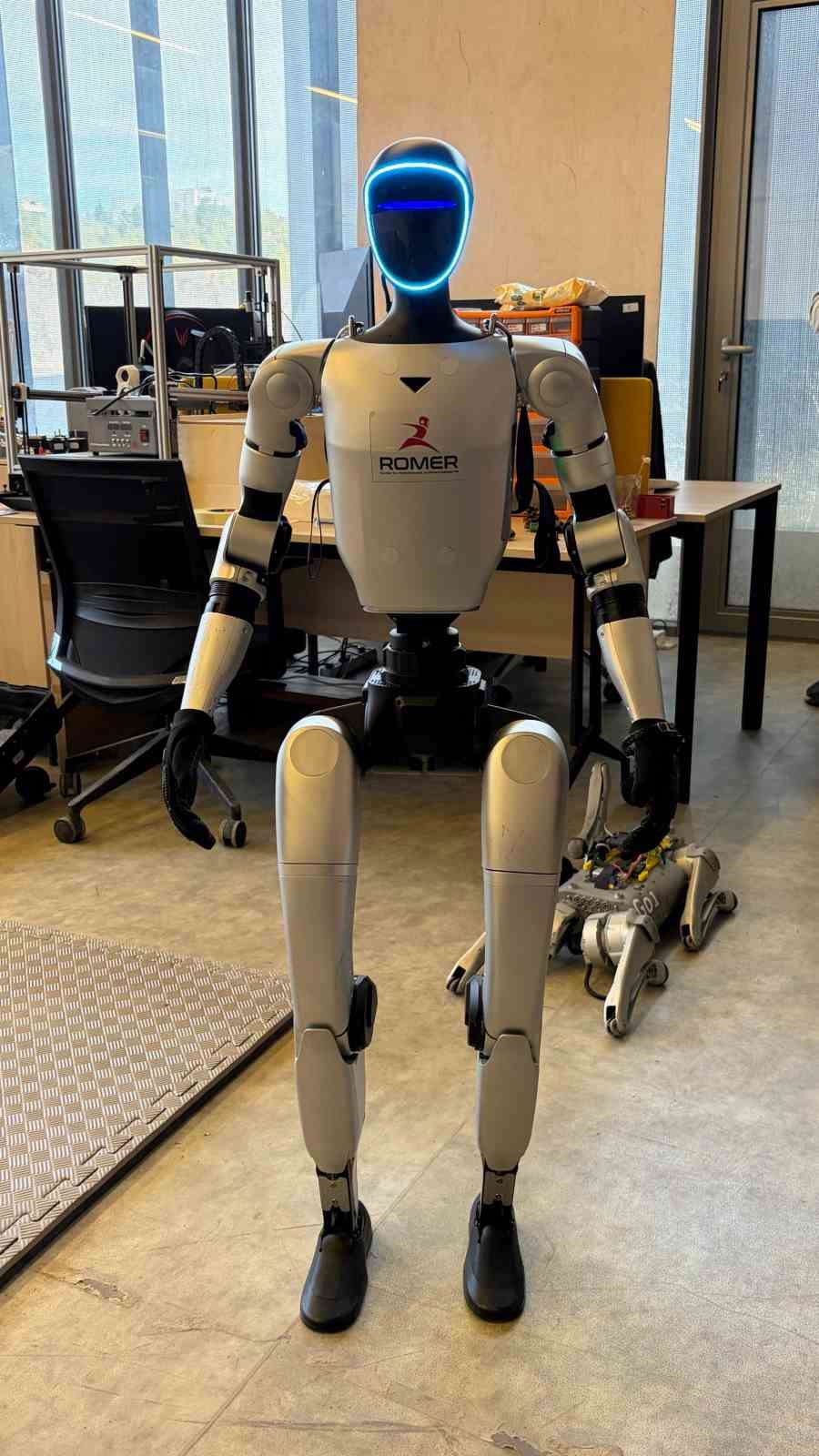 ODTÜ’nün geliştirdiği robotlar TSK envanterinde
ODTÜ’nün geliştirdiği robotlar TSK envanterinde