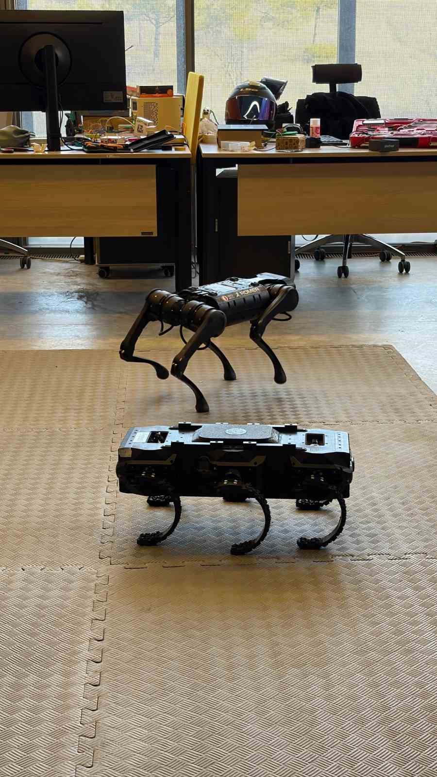 ODTÜ’nün geliştirdiği robotlar TSK envanterinde
ODTÜ’nün geliştirdiği robotlar TSK envanterinde