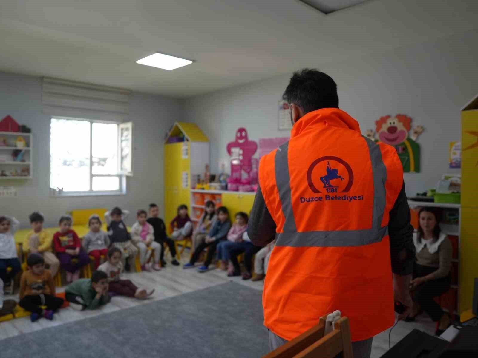 Öğrenciler bitki yetiştiriciliği ve peyzaj kavramlarını öğrendi
