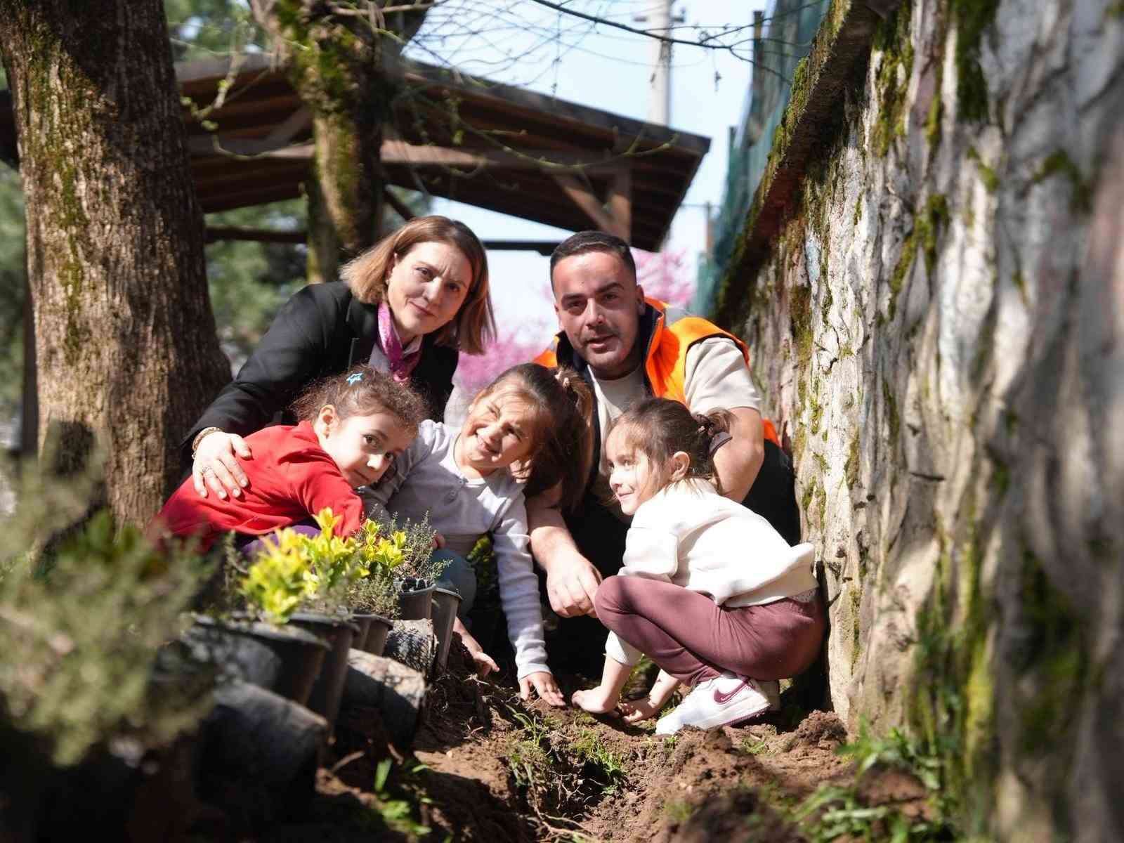 Öğrenciler bitki yetiştiriciliği ve peyzaj kavramlarını öğrendi
