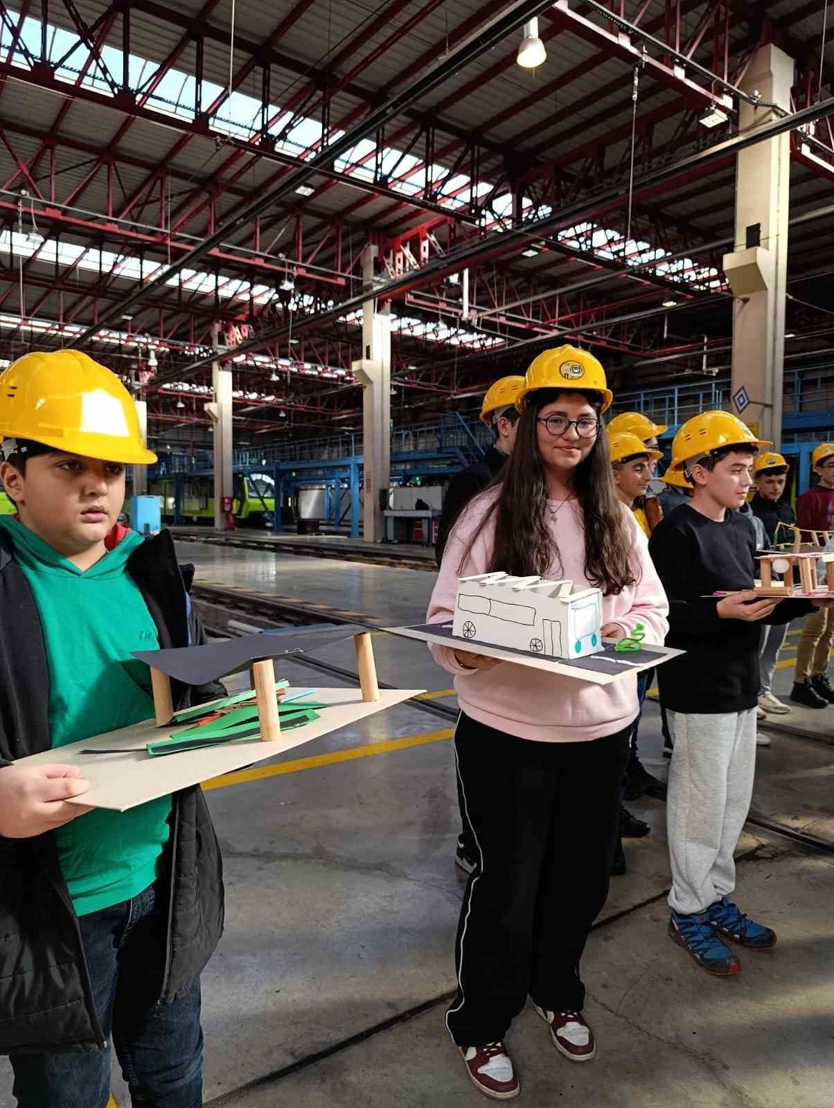 Öğrenciler BURULAŞ’ta hem eğlendi hem de öğrendi
