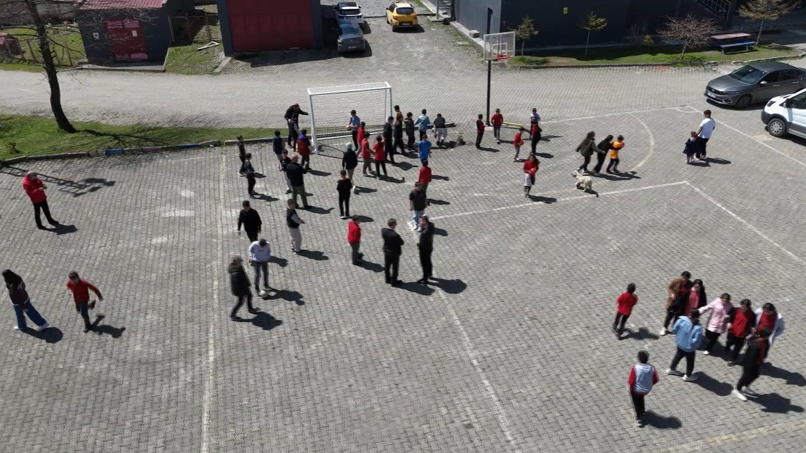 Öğrenciler istedi, Başkan Güler yerine getirdi
