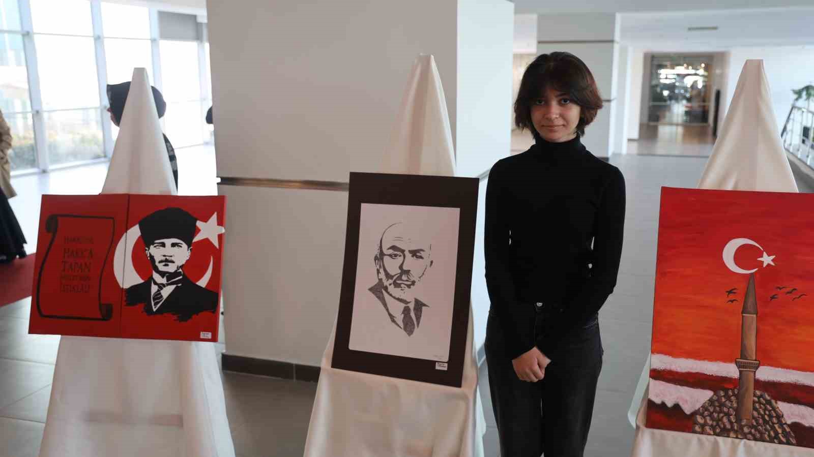 Öğrenciler, Mehmet Akif Ersoy’u  tiyatro ve resim sergisiyle anlattı
