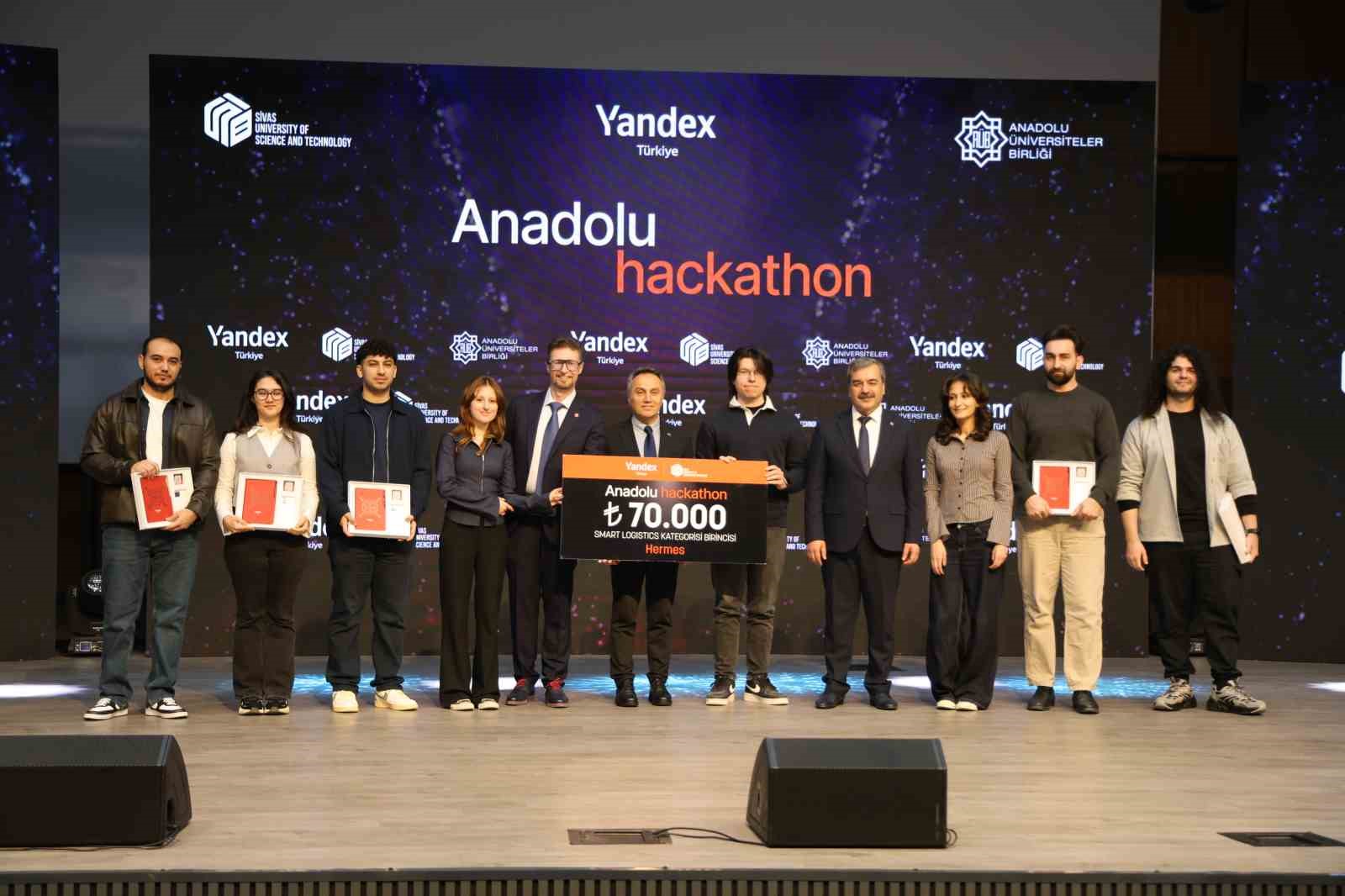 Öğrenciler sorunlara yapay zekâ ile çözüm üretti, Anadolu Hackathon’un kazananları açıklandı
