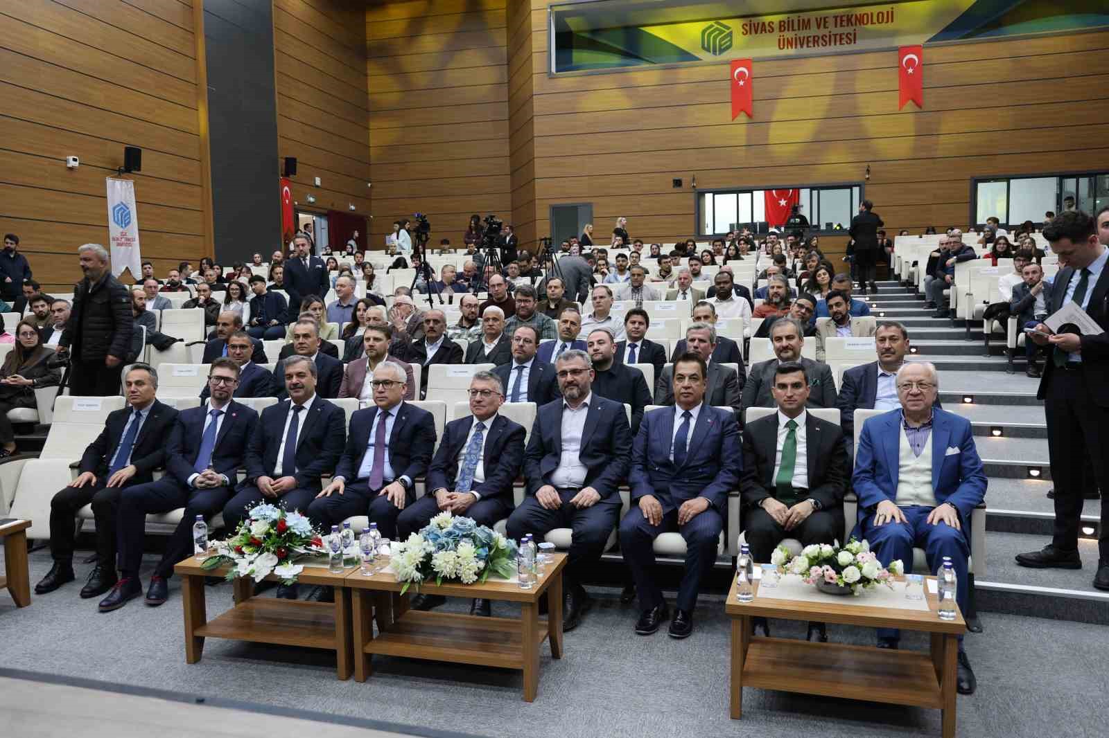 Öğrenciler sorunlara yapay zekâ ile çözüm üretti, Anadolu Hackathon’un kazananları açıklandı
