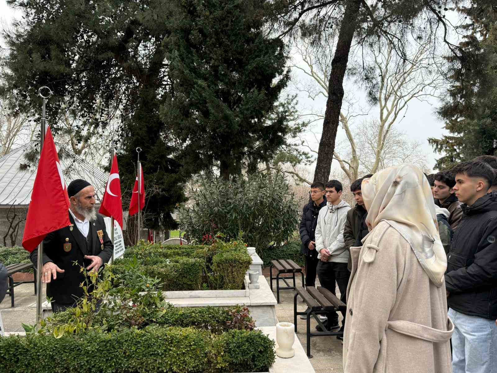 Öğrenciler ve şehit aileleri aynı sofrada buluştu
