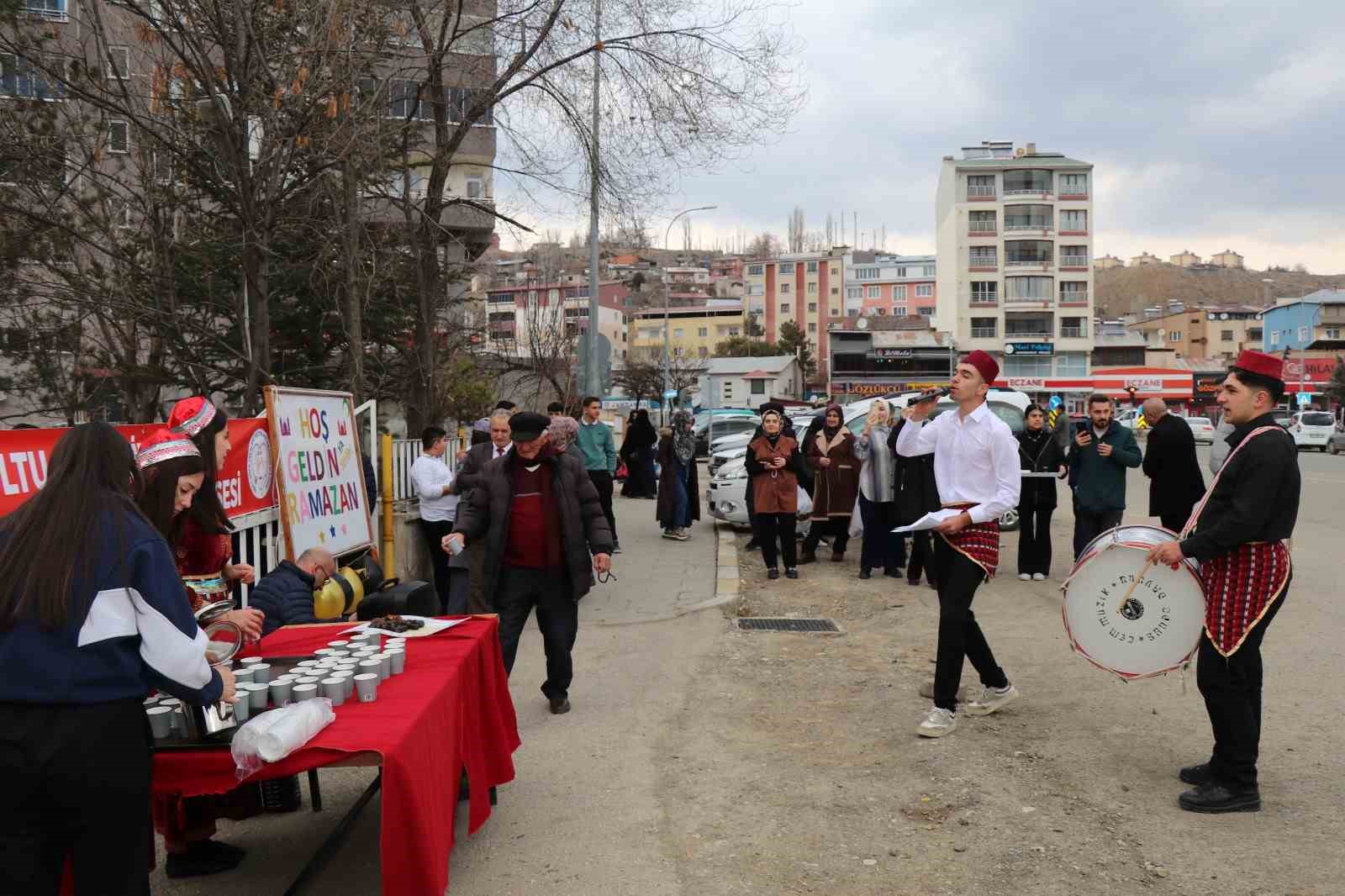 Öğrencilerden "Hoş Geldin Ramazan" etkinliği
