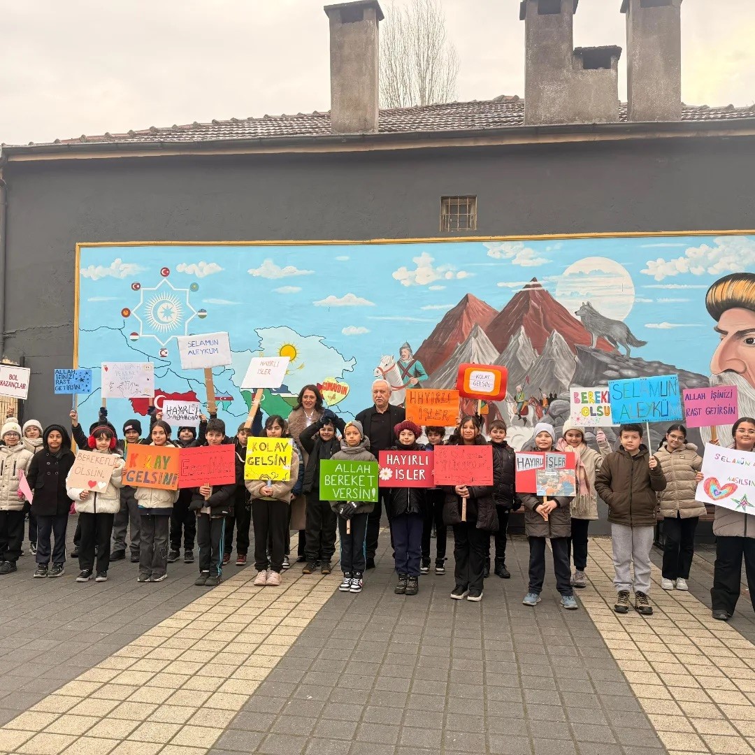 Öğrencilerden "Türkiye Selamlaşıyor" projesi kapsamında anlamlı ziyaret
