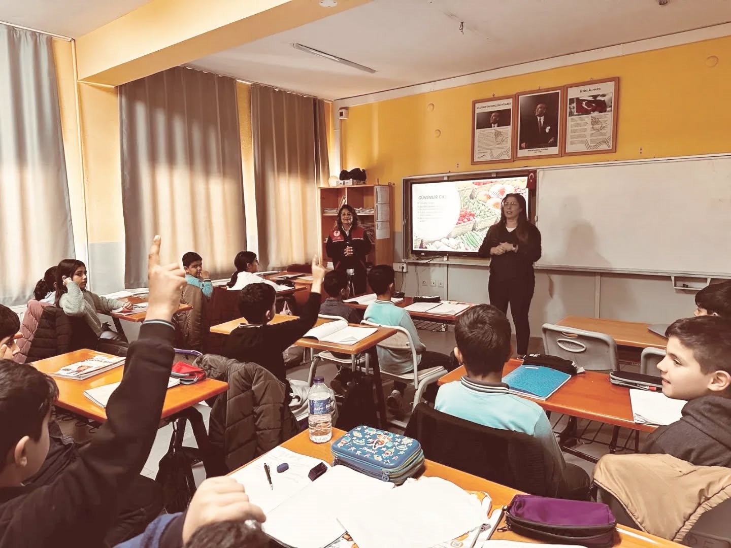 Öğrencilere gıda güvenliği ve iyi tarım eğitimi verildi
