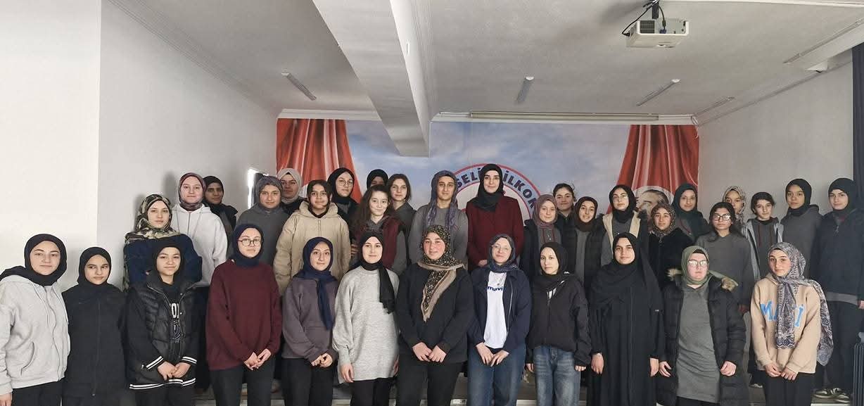 Öğrencilere Ramazan ayının faziletleri anlatıldı
