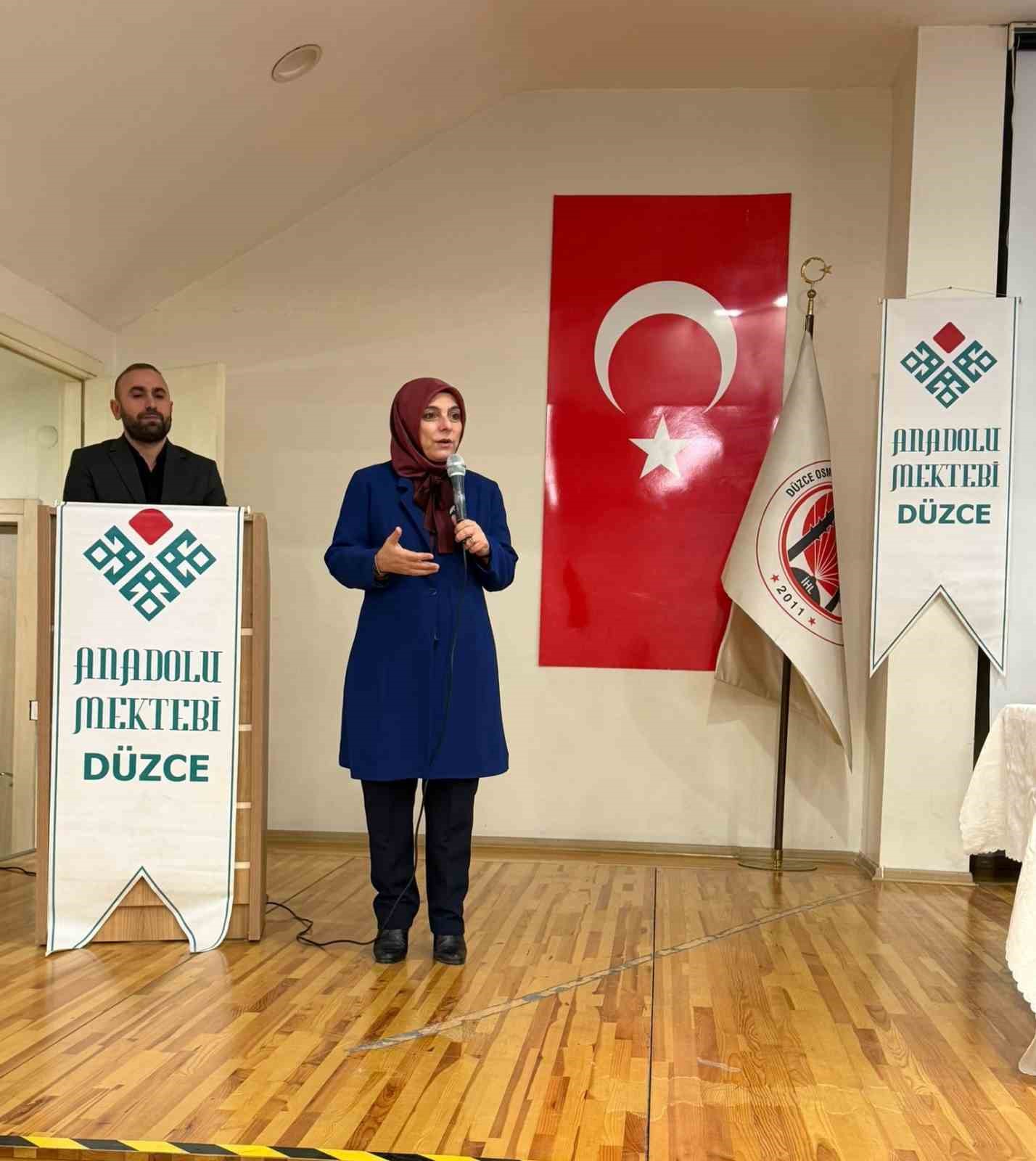 Öğrencilerin gelişimine katkı sunuyor
