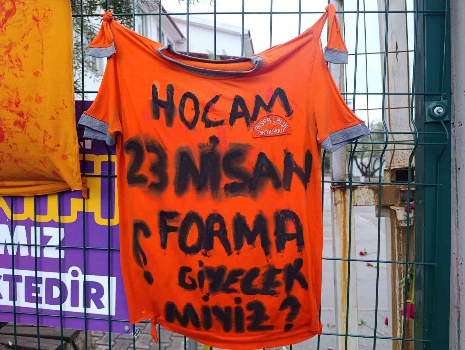 Öğretmen Ayla Kara’nın yakınları okulda dua etti
