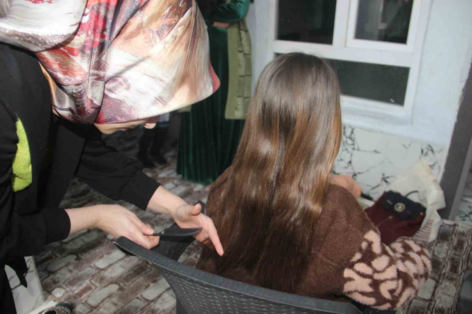 Öğretmen, çocukluk hayali mesleğiyle gönüllere dokunuyor
