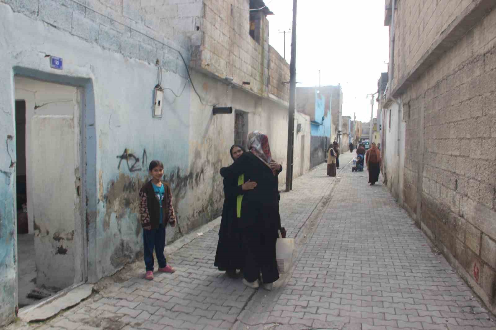Öğretmen, çocukluk hayali mesleğiyle gönüllere dokunuyor
