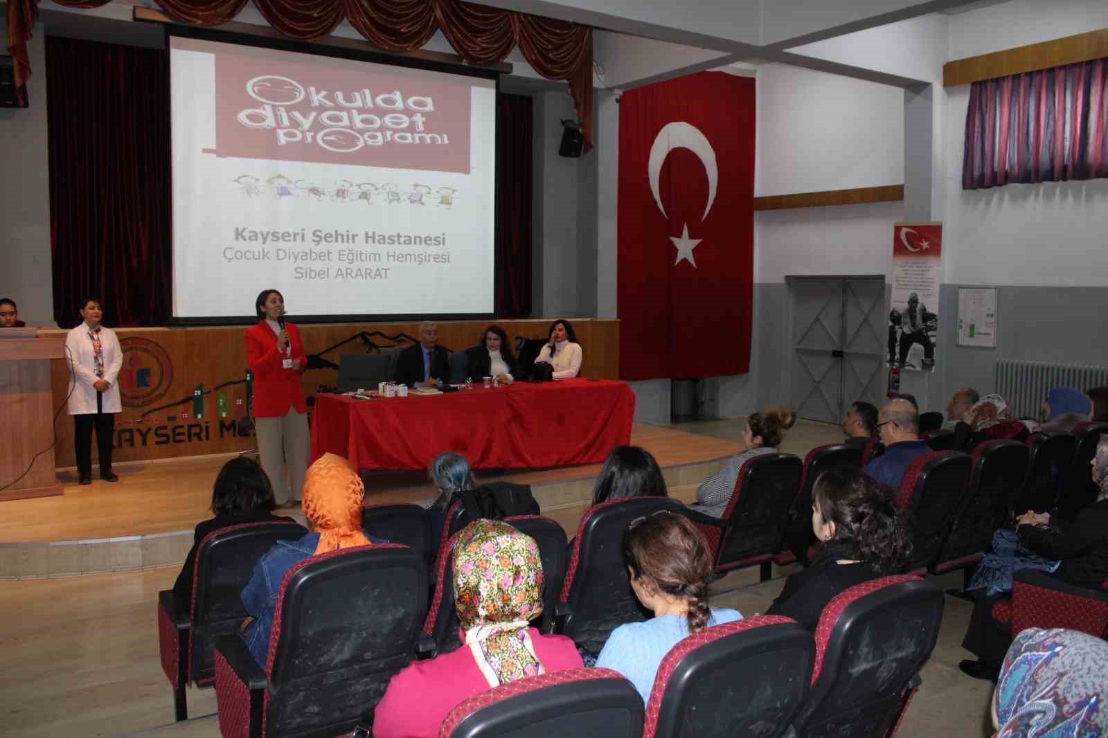 Öğretmenler, diyabetli öğrenciler için eğitim aldı
