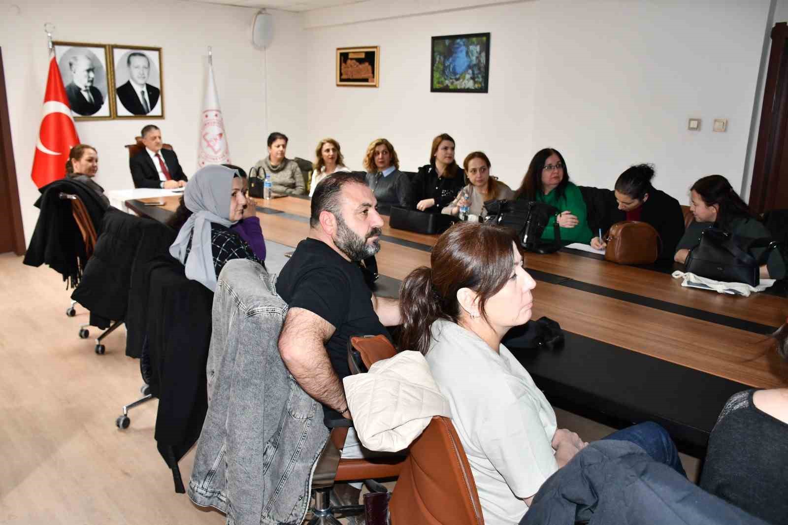 ’Oku-Yorum Yazı-Yorum Projesi’ kapsamında il panelleri gerçekleştirildi
