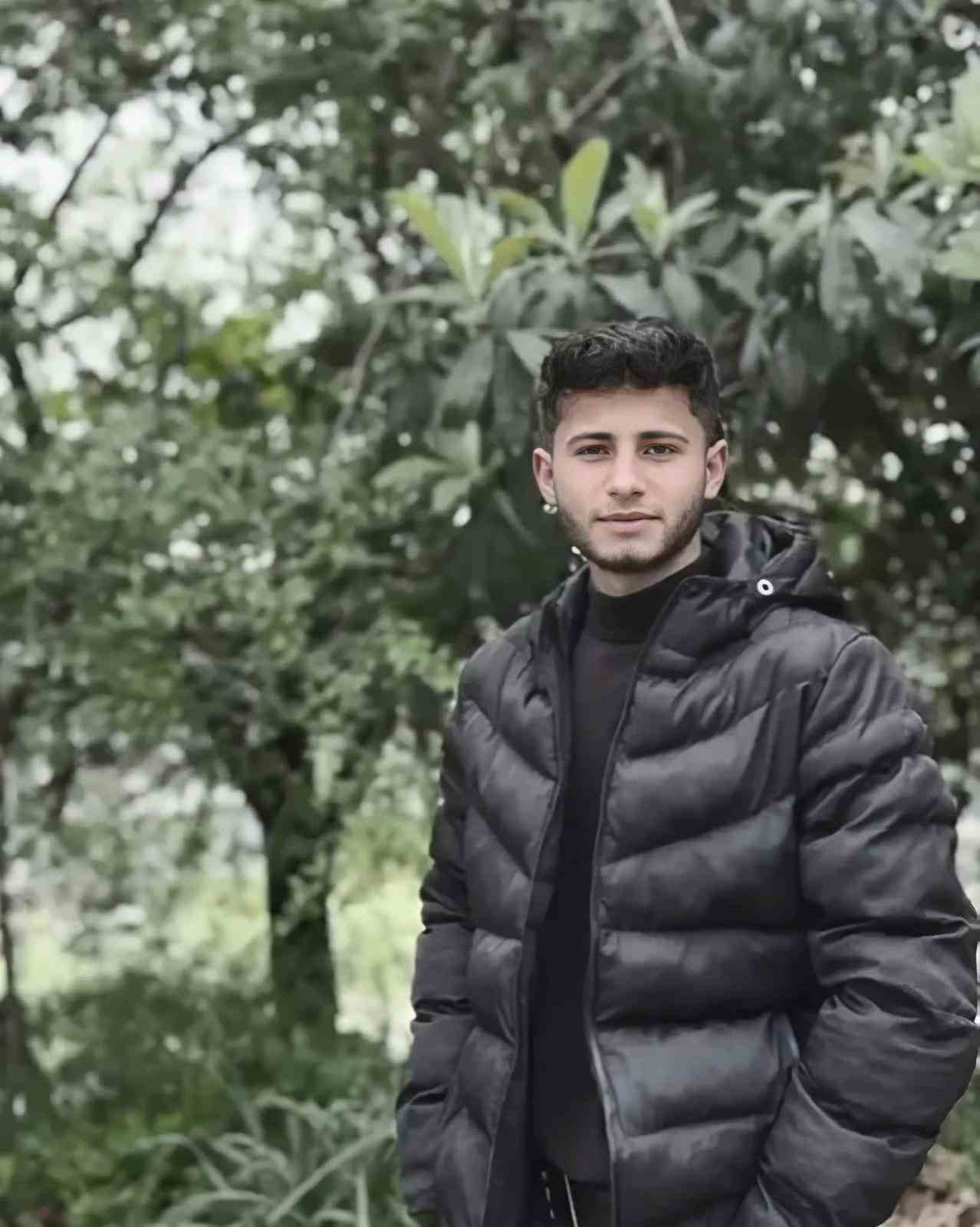 Okul bahçesinde 17 yaşındaki çocuğun cansız bedeni bulundu
