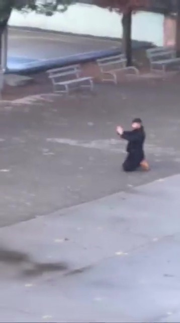 Okul bahçesindeki rehine krizinde baba serbest bırakıldı, şantajcı tutuklandı
