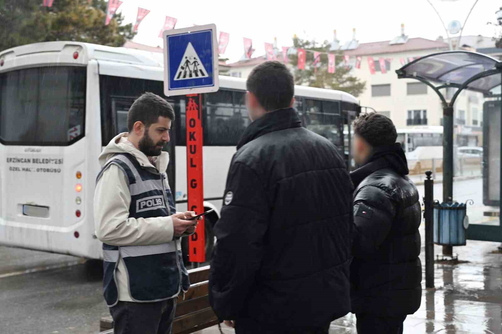 Okul çevreleri ve servis araçlarına yönelik denetim yapıldı

