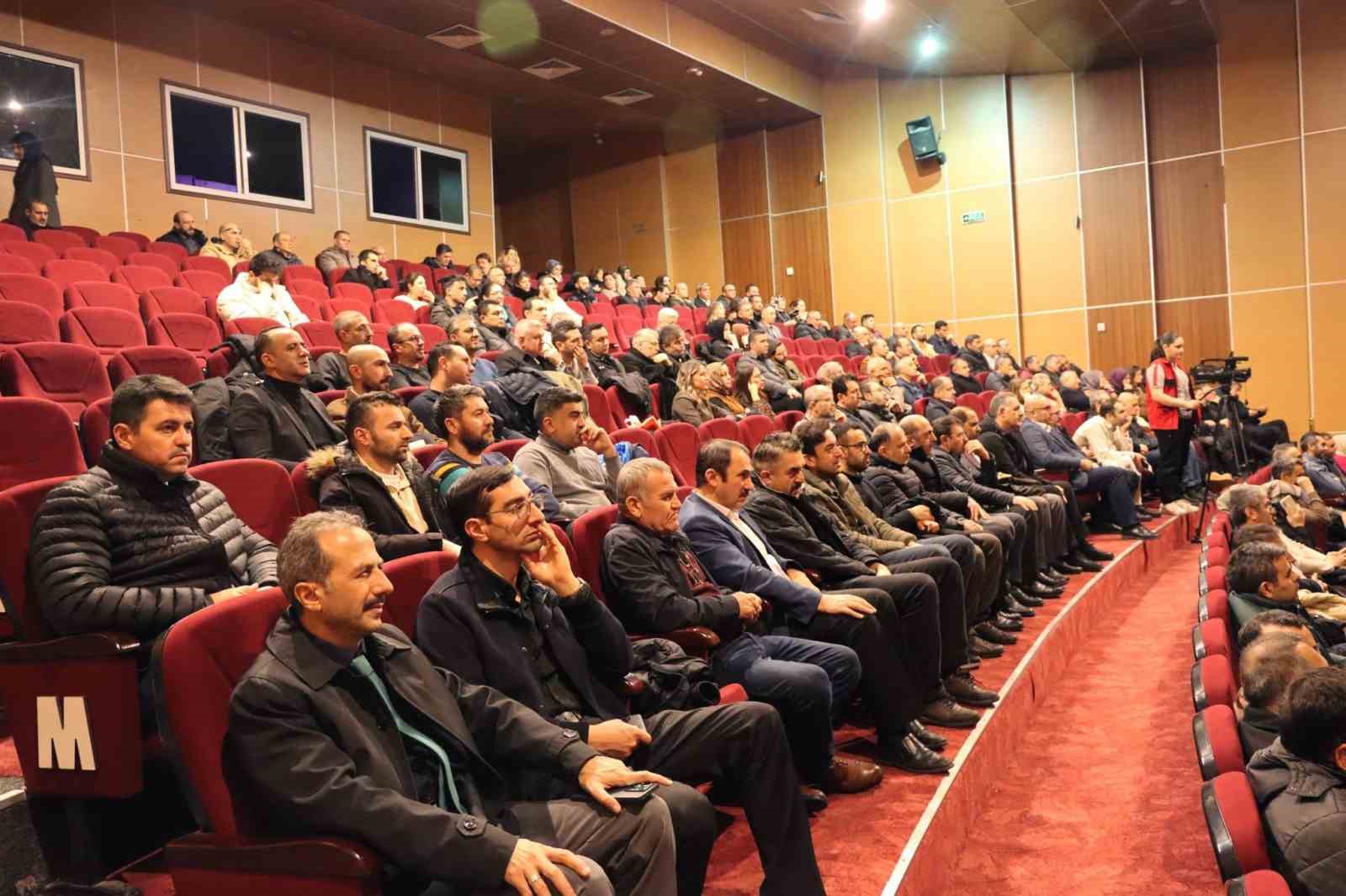 "Okul Dışı Öğrenme Ortamları Platformu" Sivas’ta tanıtıldı
