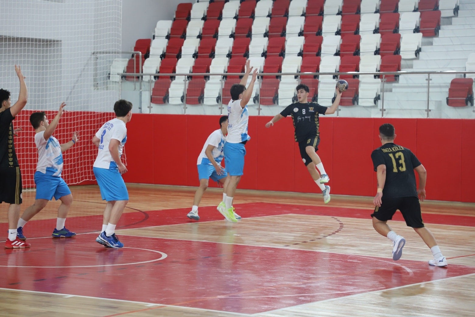 Okul Sporları Gençler B Hentbol Yarı Finalleri Kütahya’da tamamlandı
