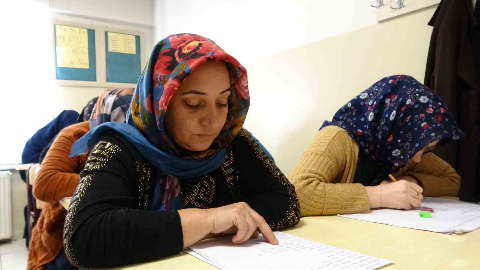 Okula gidemedikleri için hayalleri yarım kaldı
