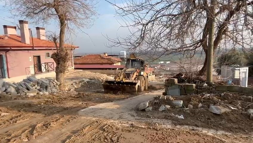 ‘Okula gidip gelemiyorum, sokakta kardeşlerimle oynayamıyorum’ diyerek belediye başkanına seslenen çocukların istekleri yerine getirildi
