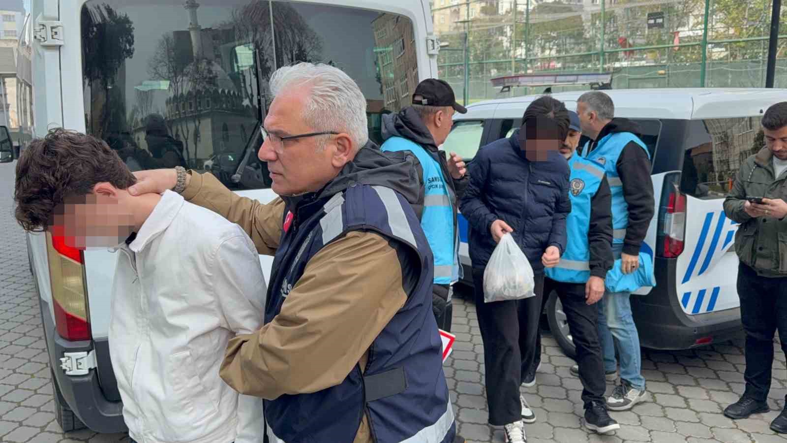 Okullara yönelik asılsız paylaşımlara operasyon: 6’sı çocuk 7 gözaltı
