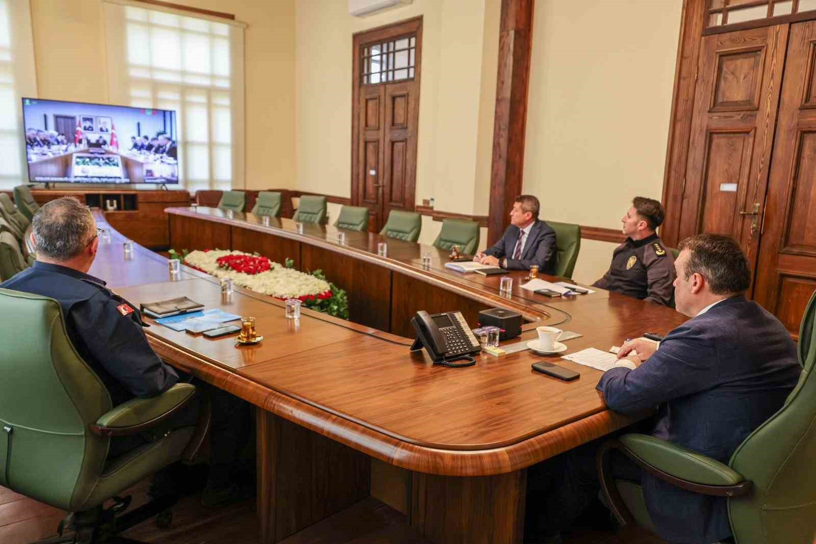Okullara yönelik saldırılar sonrası Bilecik’te güvenlik tedbirleri masaya yatırıldı
