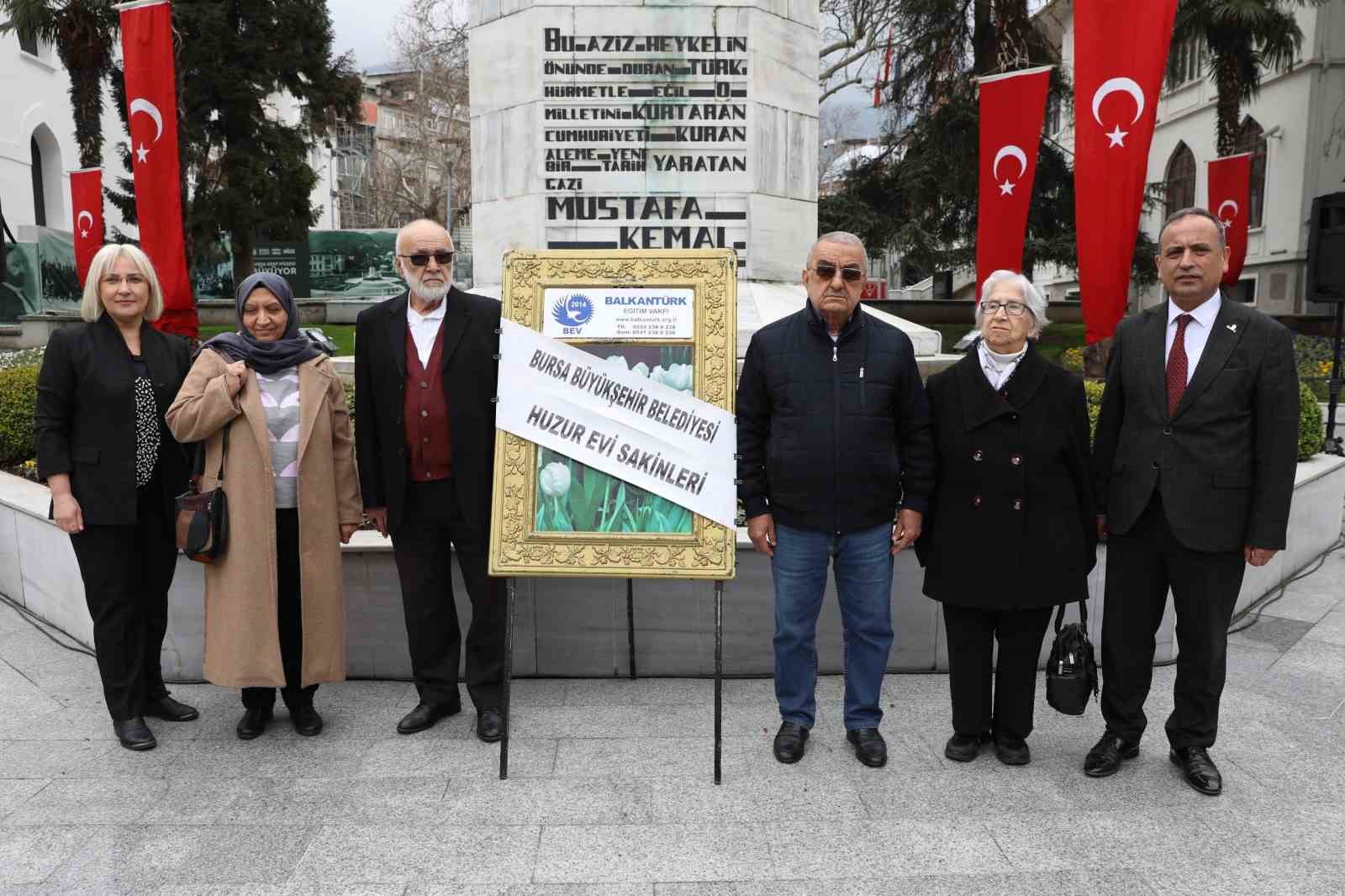 Olgun gençler, yaşlılara saygı haftasında hünerlerini sergiledi
Olgun gençler, yaşlılara saygı haftasında hünerlerini sergiledi