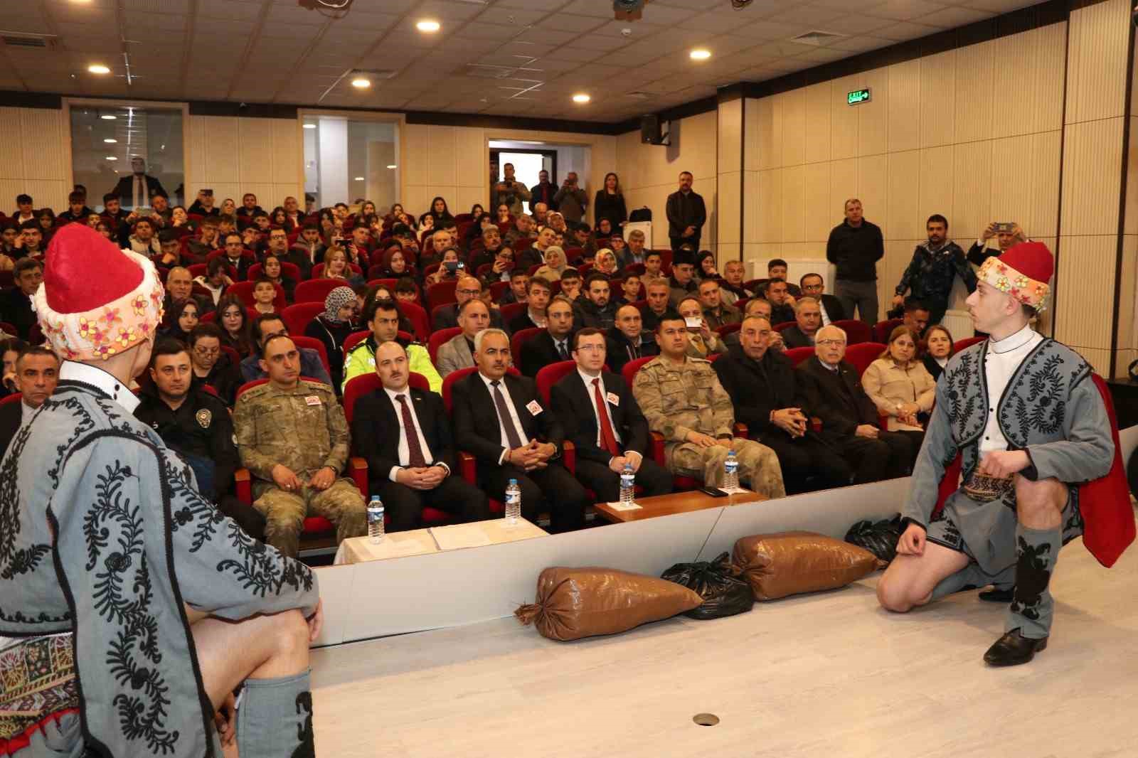 Oltu’da Çanakkale Şehitleri anıldı
