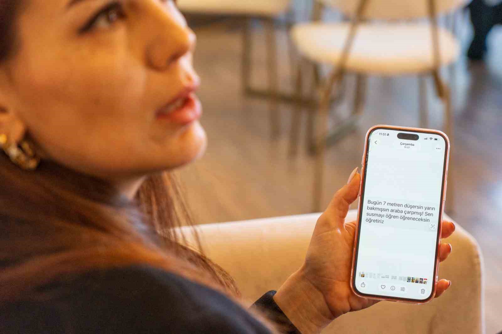 Ölümden döndü, gelen yorumlarla bir daha yıkıldı
