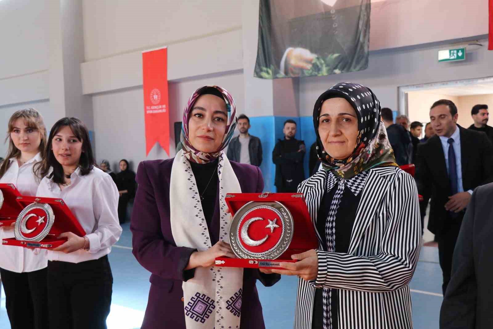 Olur’da kurtuluş coşkusu
