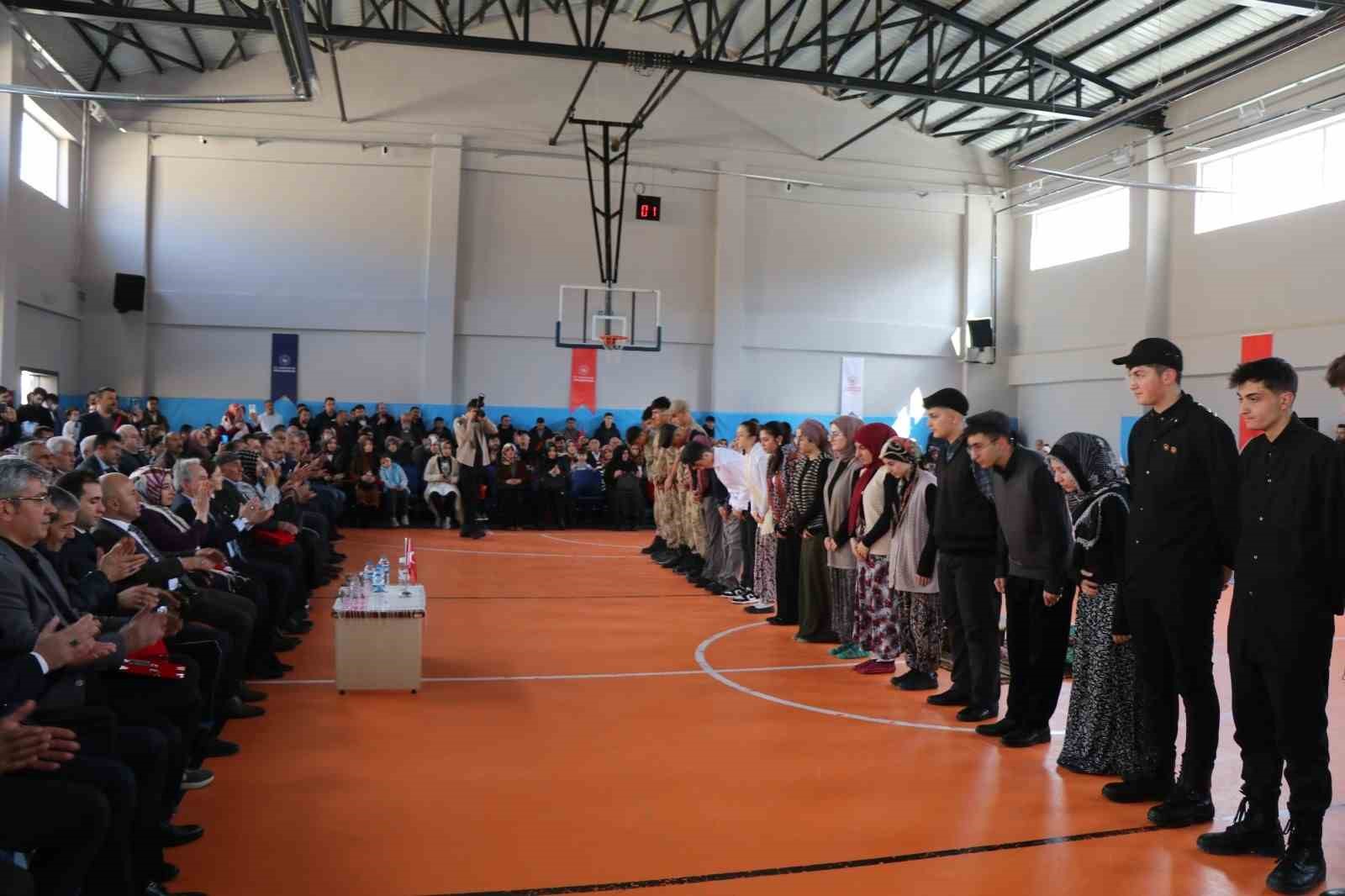 Olur’da kurtuluş coşkusu
