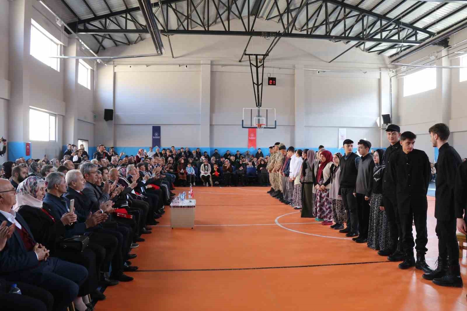 Olur’da kurtuluş coşkusu
