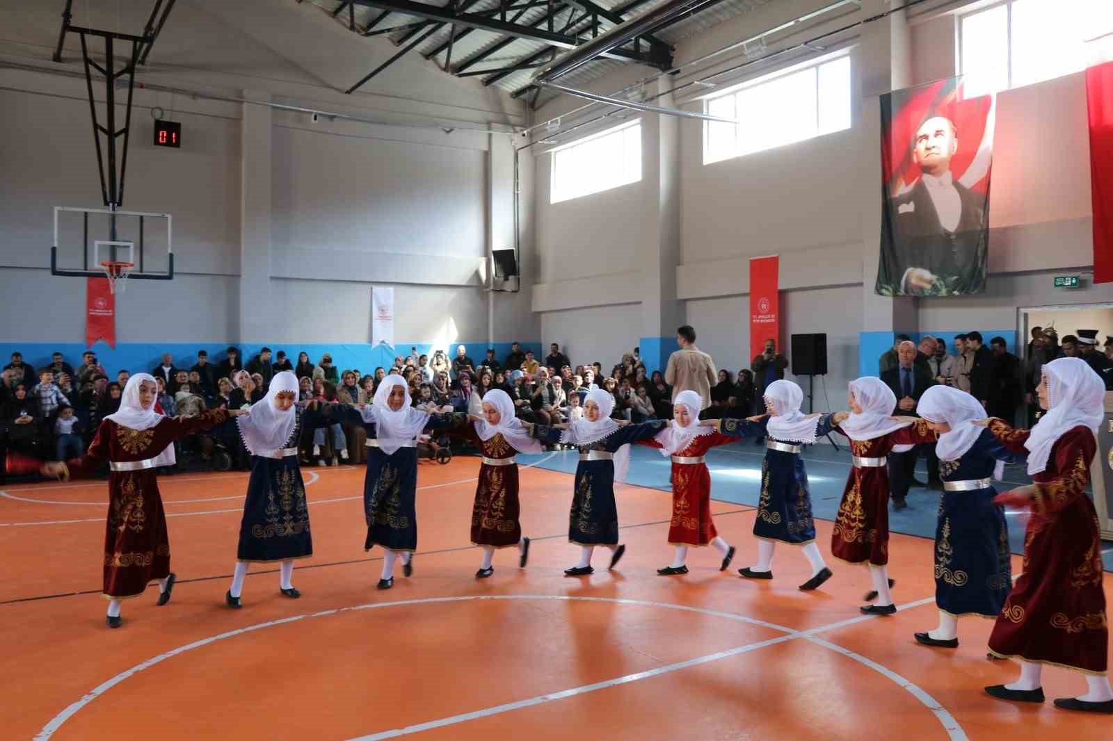 Olur’da kurtuluş coşkusu
