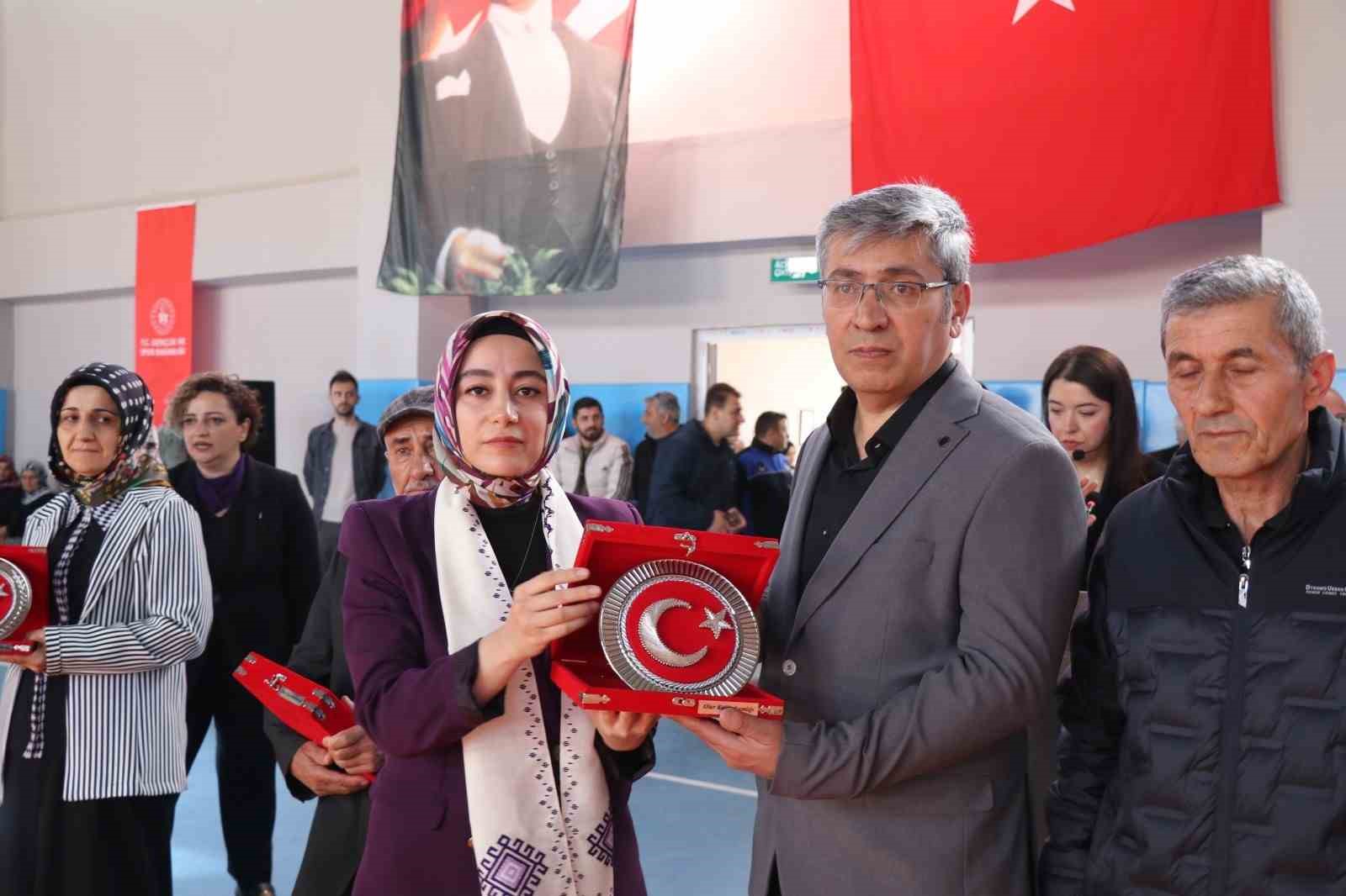 Olur’da kurtuluş coşkusu
