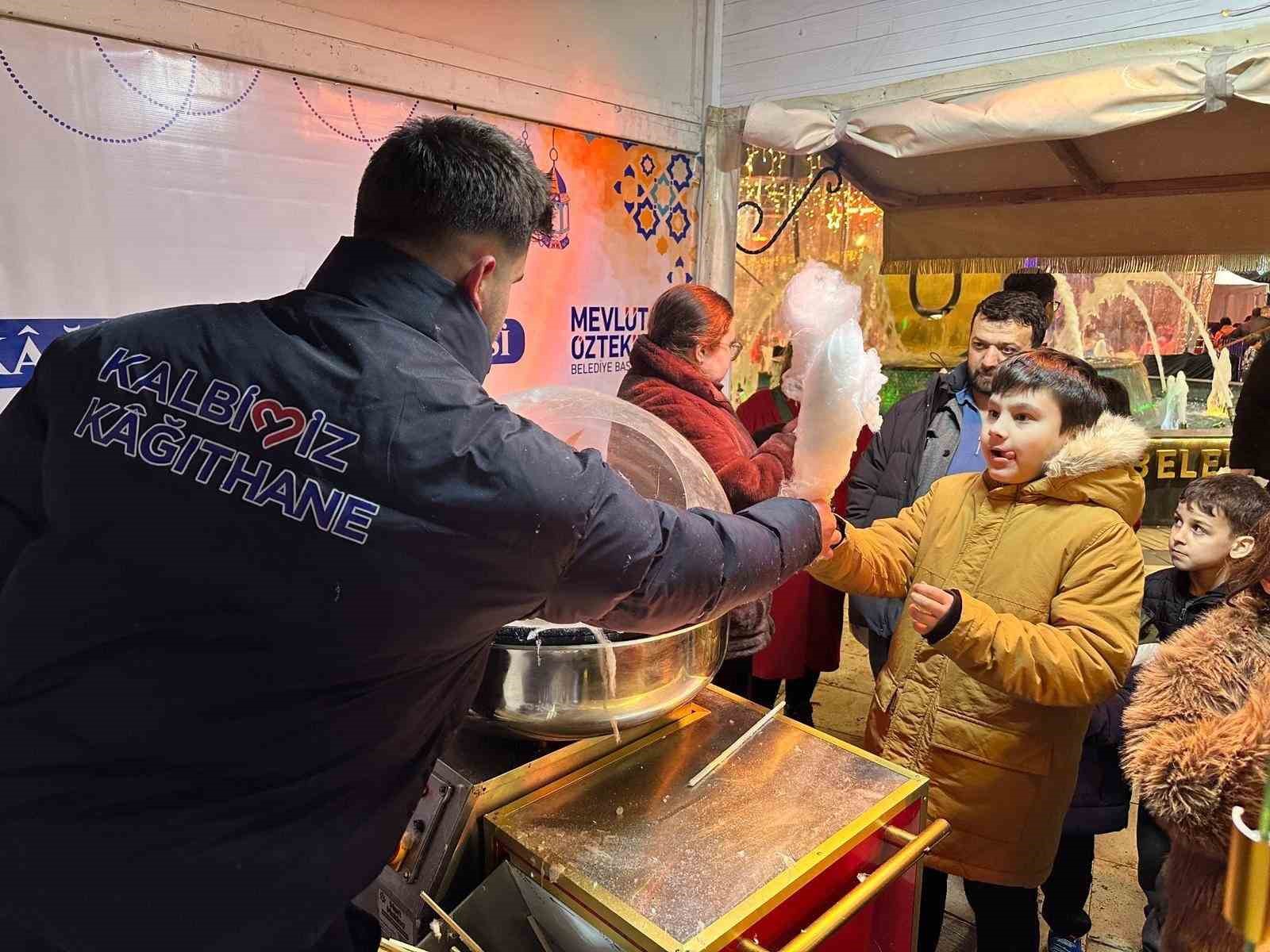 Ömer Karaoğlu ve Serdar Tuncer Kağıthane’de Ramazan coşkusuna ortak oldu
