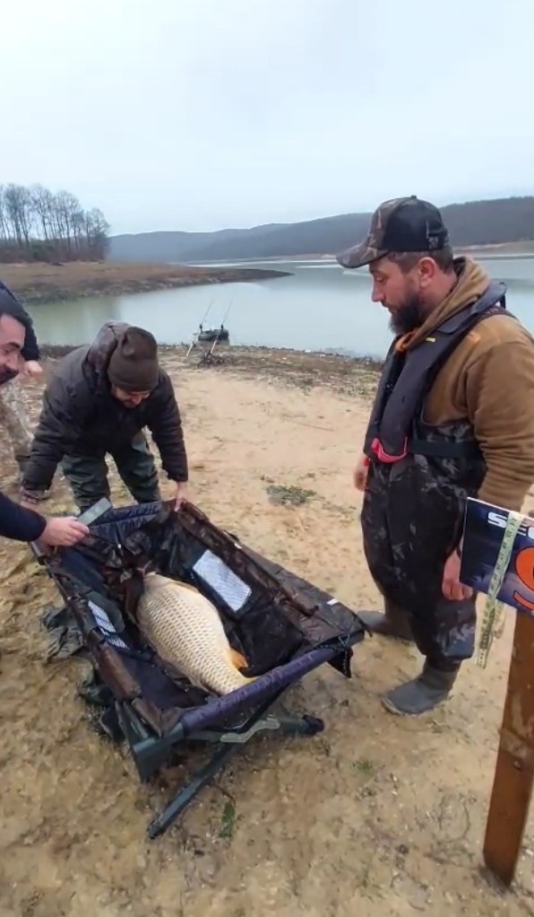 Ömerli Barajı’nda 12 kilo 770 gramlık sazan yakalandı
